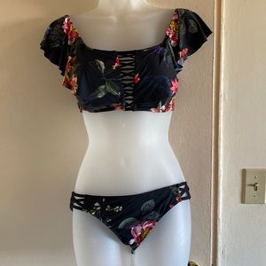 Floral two piece bikini set NWOT